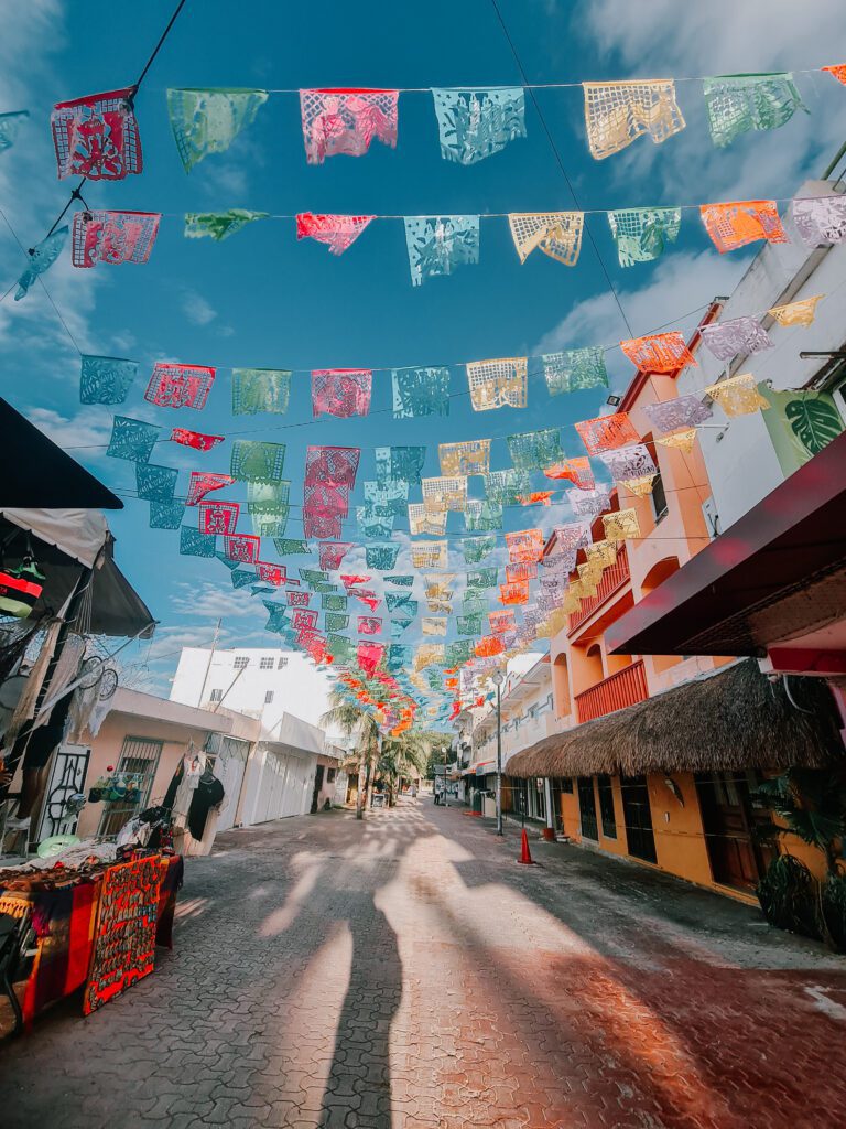 Cities as Dating Profiles - Mexico City